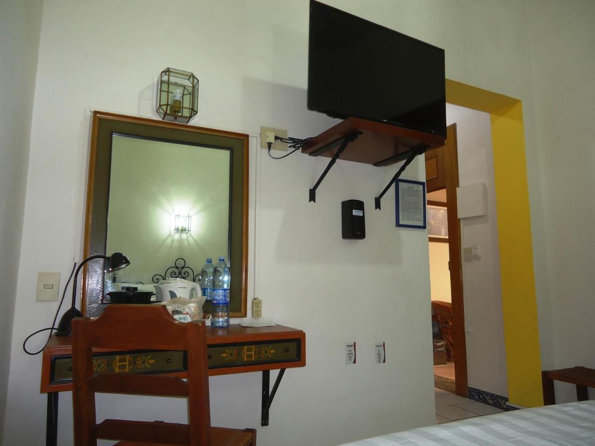 Hotel Concierge Plaza Colima Exterior foto