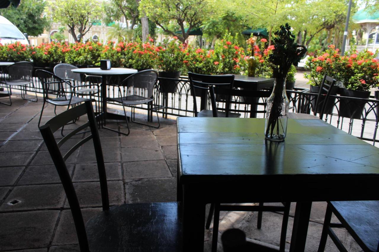 Hotel Concierge Plaza Colima Exterior foto