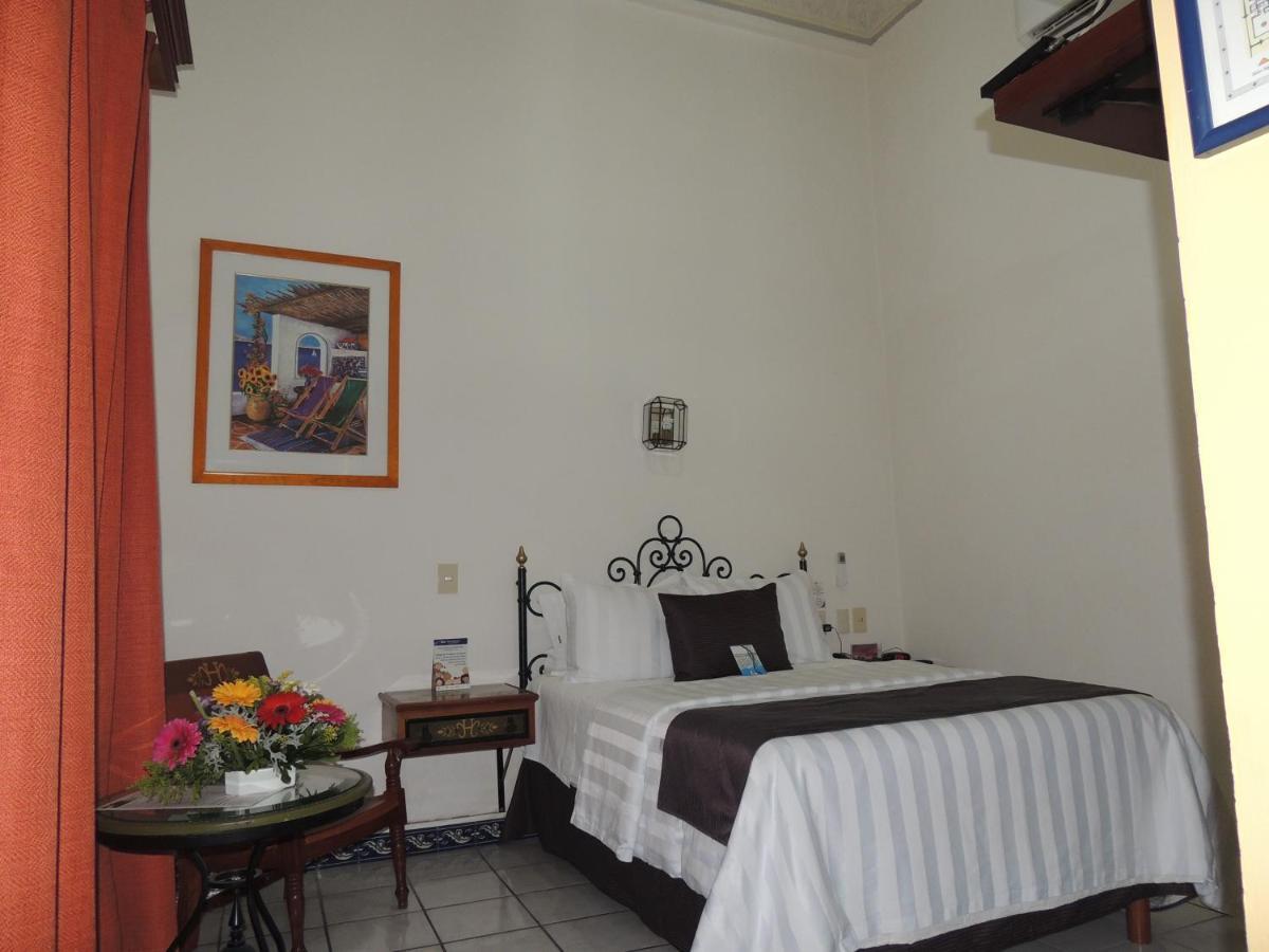 Hotel Concierge Plaza Colima Exterior foto